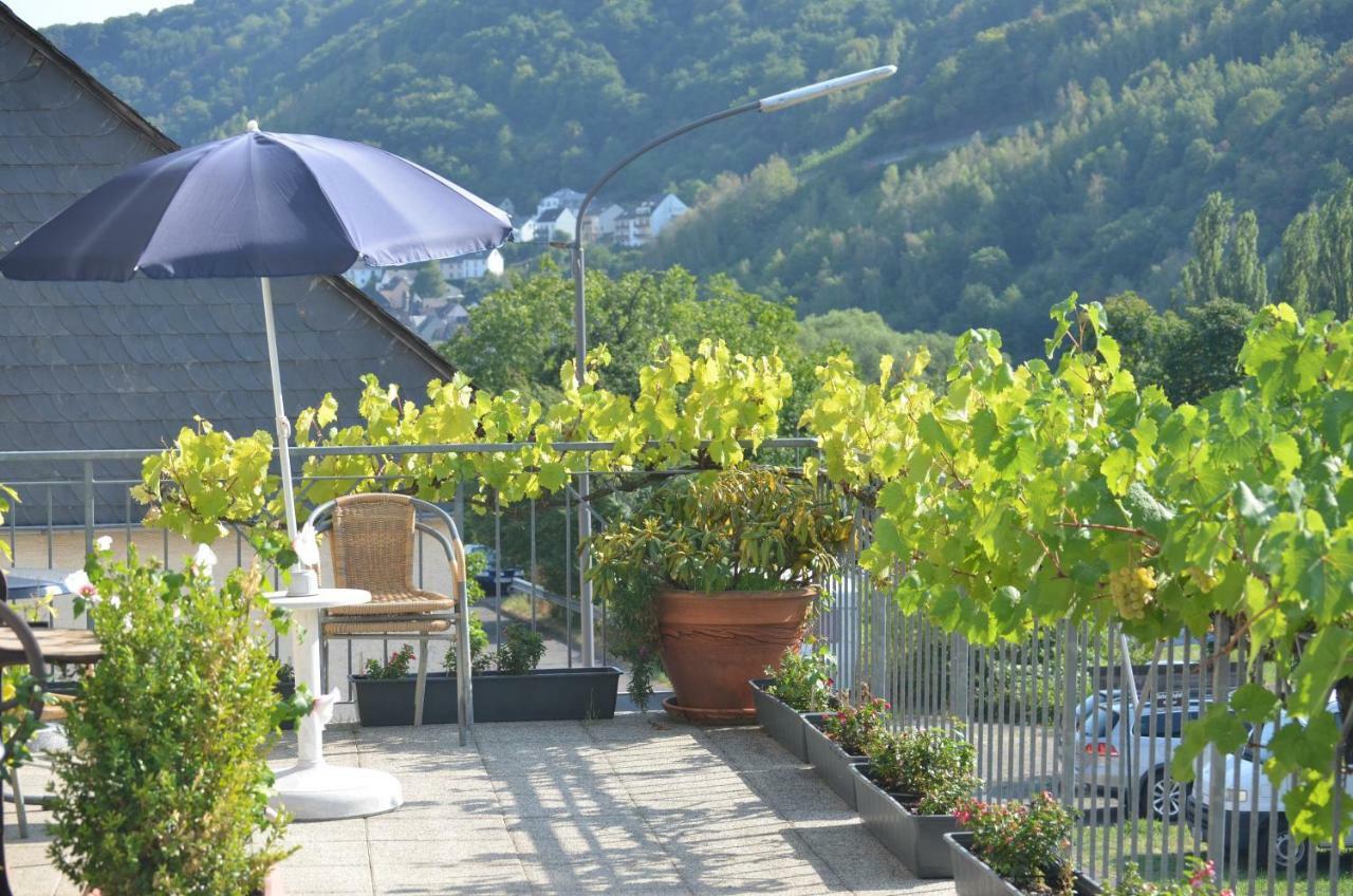 Villa Weingut Sauer-Kettermann Enkirch Exterior foto